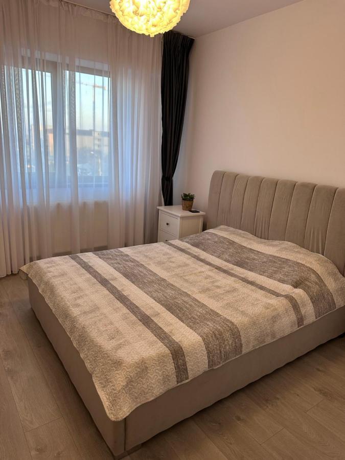 Sunset View Bucharest Apartment ภายนอก รูปภาพ