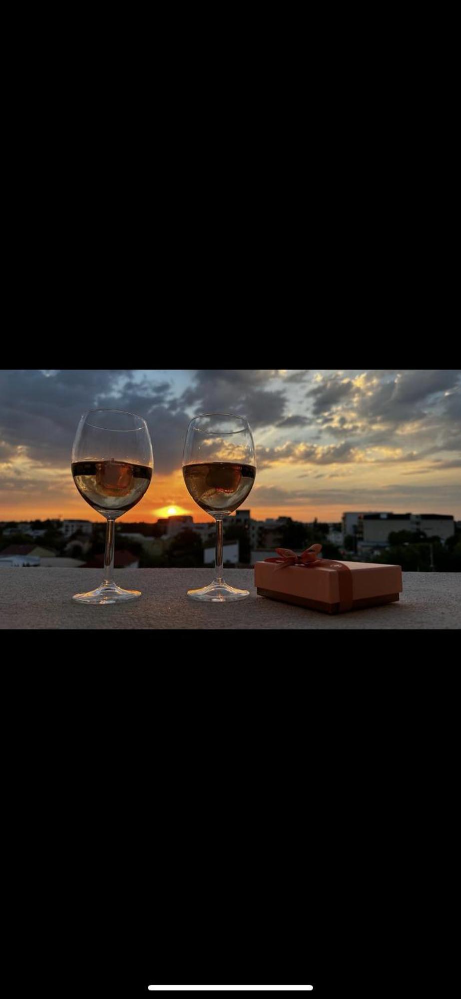 Sunset View Bucharest Apartment ภายนอก รูปภาพ